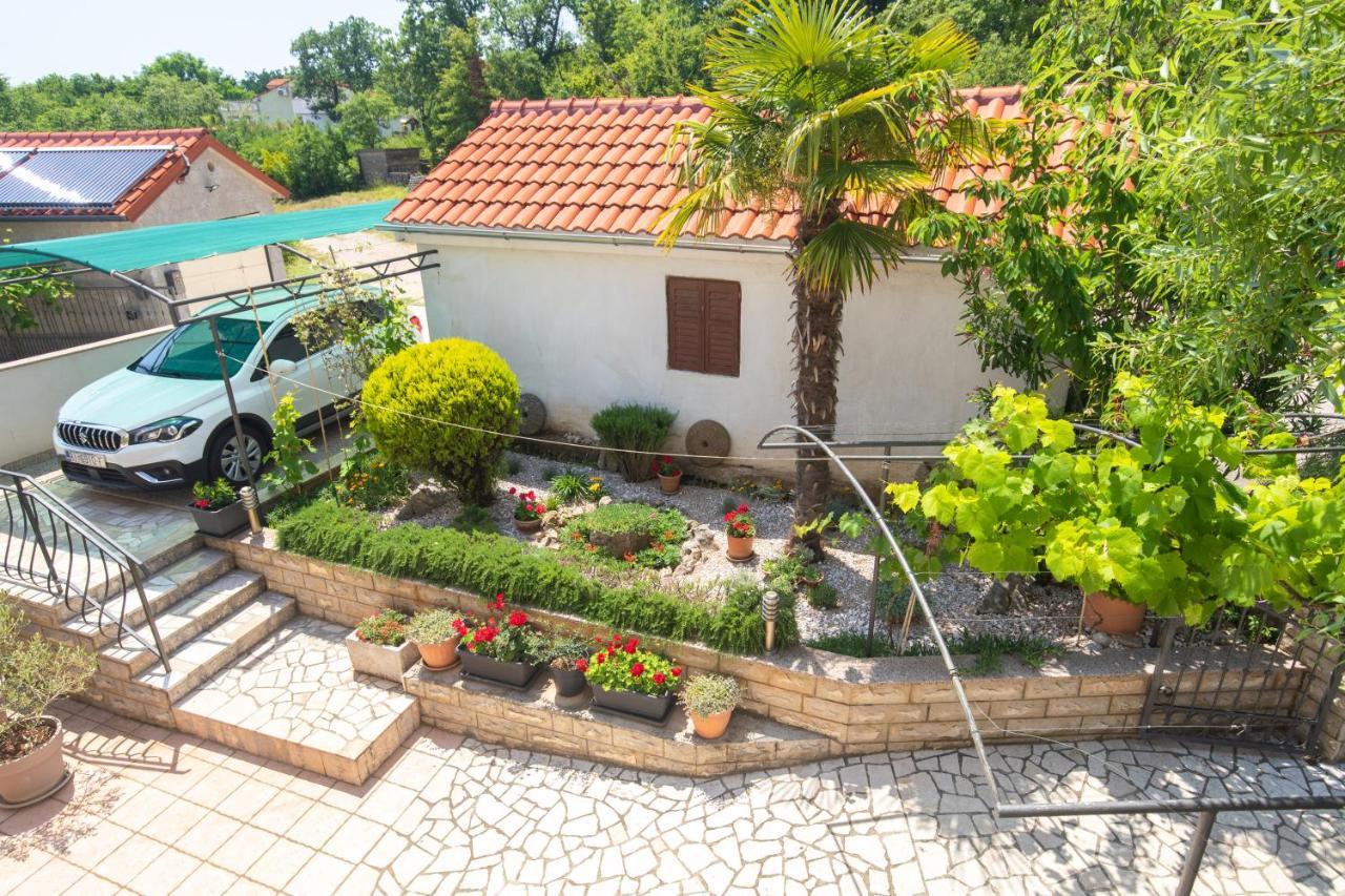 Apartments House ริซิกา ภายนอก รูปภาพ